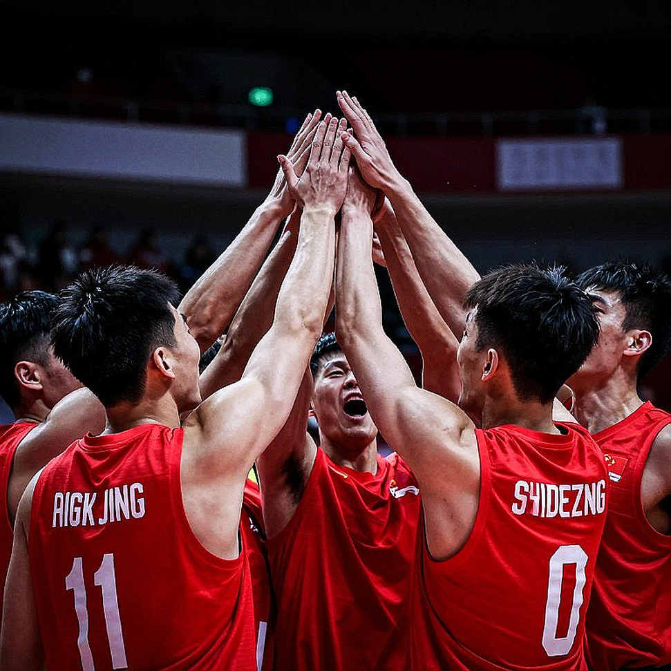 Bạo lực V-League 2026: Bốn pha bóng, một cuộc họp khẩn và khoảng trống răn đe