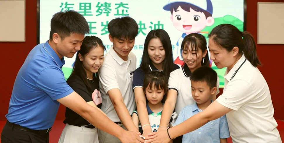 Tám chiều dữ liệu golf trả về ô trống: bản kiểm toán của một hồ sơ không có điểm thông tin