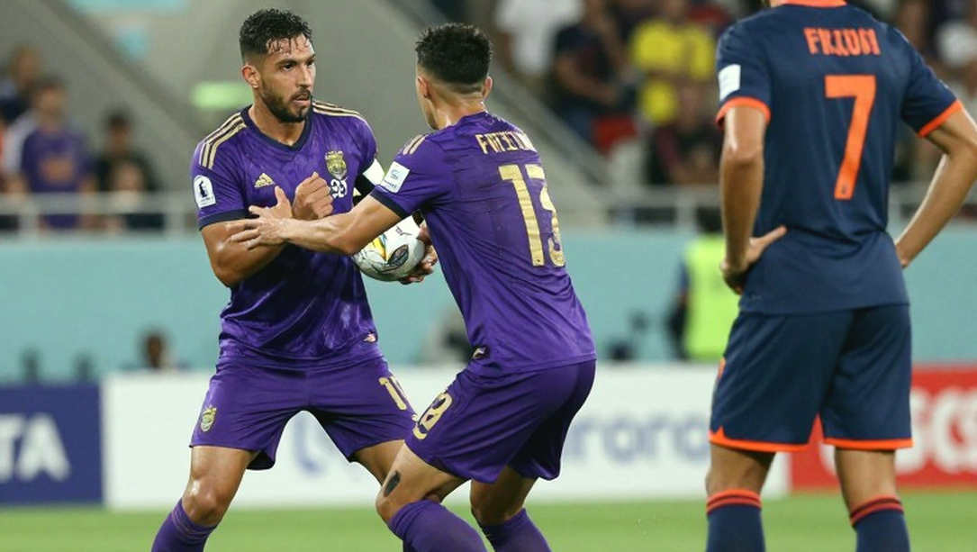 Một tệp dữ liệu V.League trả về trang giấy trắng và kỷ luật không được viết trước của người làm biên bản