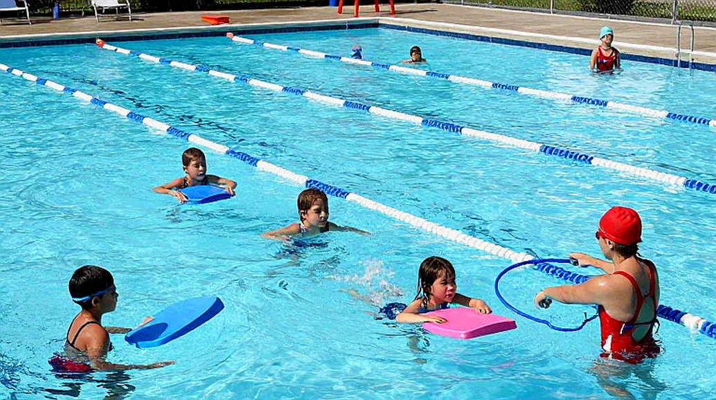 SwimOutlet tuyển Quản lý truyền thông xã hội: Khi nhà bán lẻ bơi lội đặt cược vào người 'biết bơi' hơn là người 'biết đăng bài'