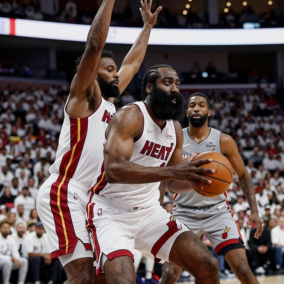 Aris và bản hợp đồng Antetokounmpo: Khi một CLB Hy Lạp mua văn hóa thay vì chiến thuật